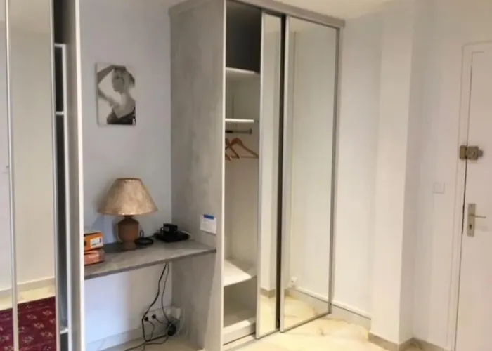 3 Pieces Avec Grand Jardin